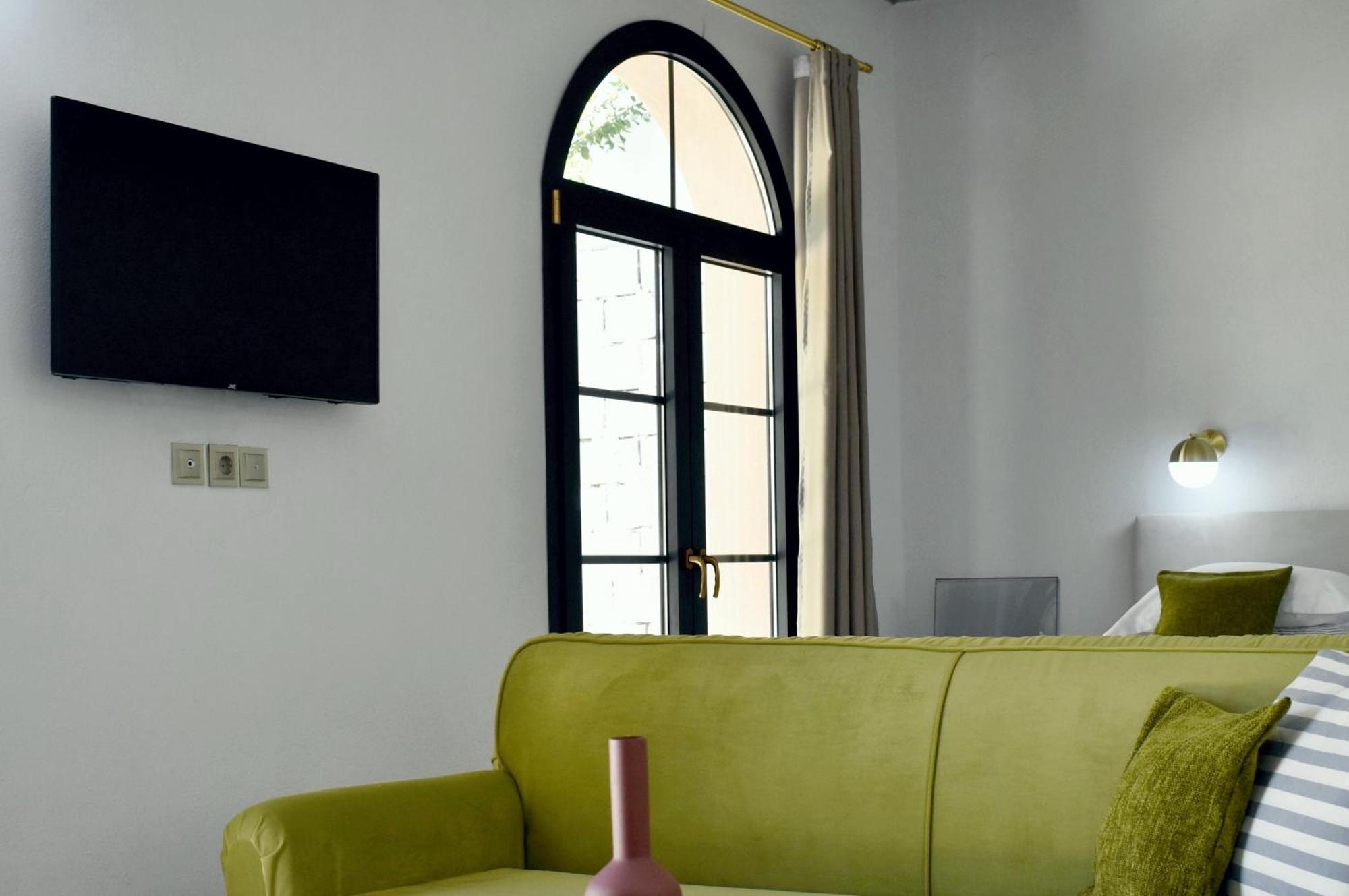 Istoria Residences スタブロス エクステリア 写真